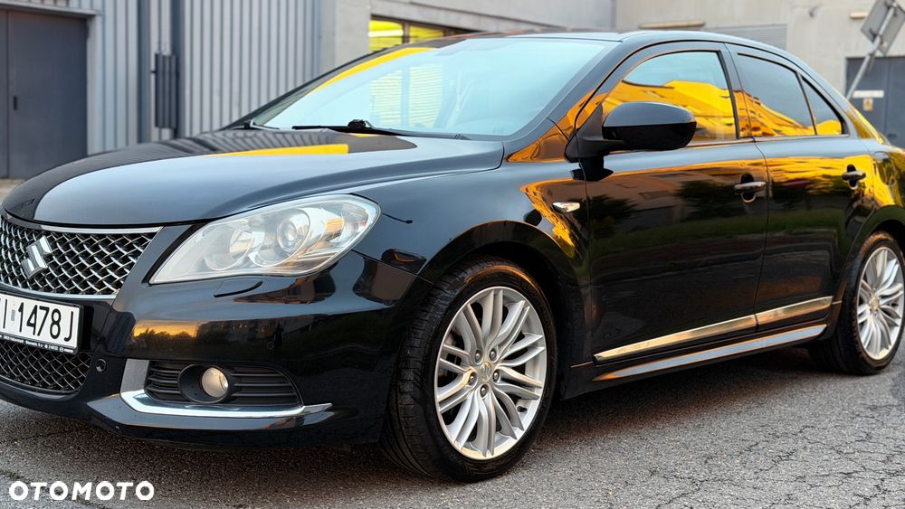 Suzuki Kizashi 2.4 4x4 CVT Sport - 18