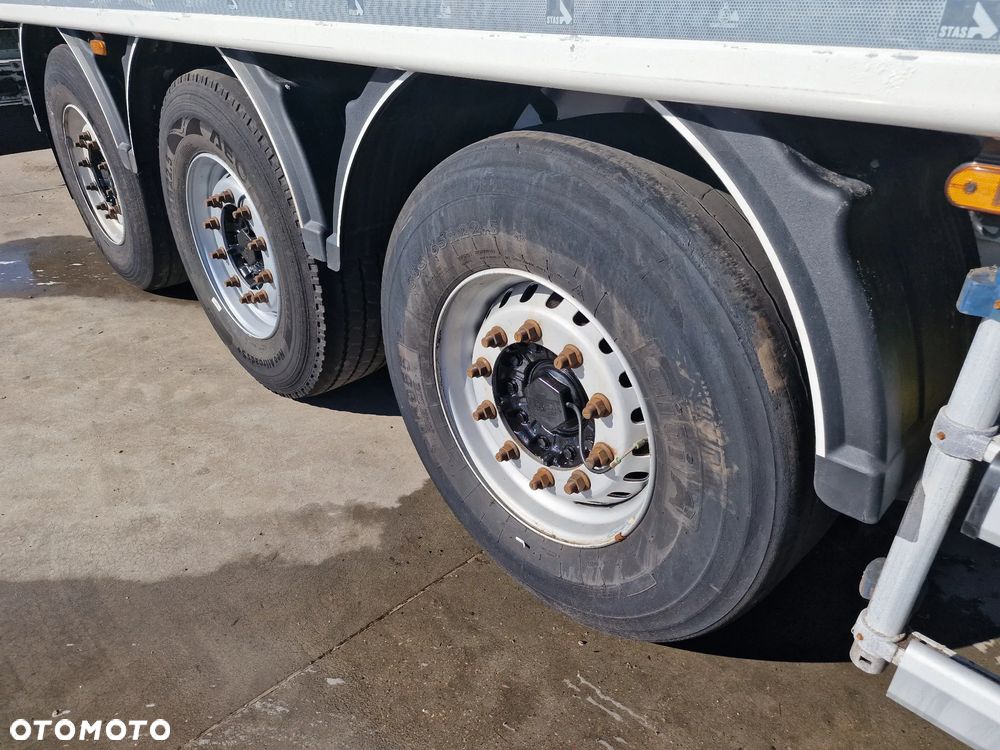 Stas Ruchoma podłoga 92m3 2019 rok Podłoga 10 mm Nowa Plandeka - 6