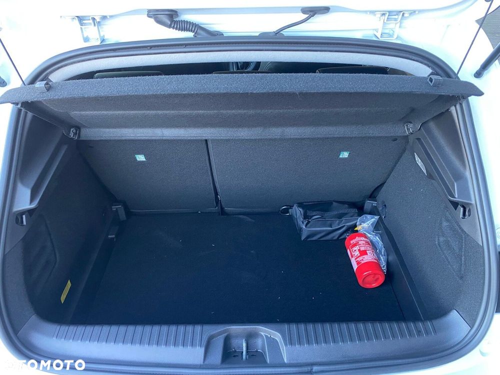 Mitsubishi Colt - 14