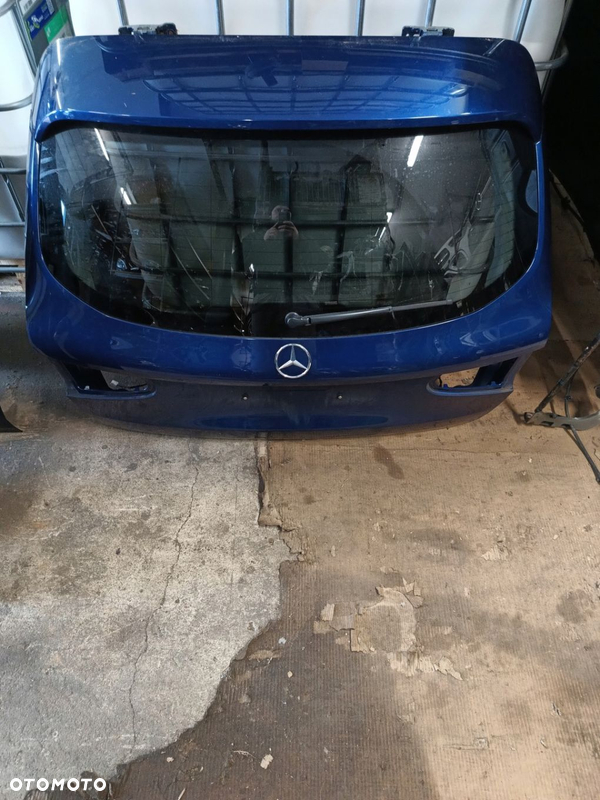 Mercedes glc 253 suv klapa tył