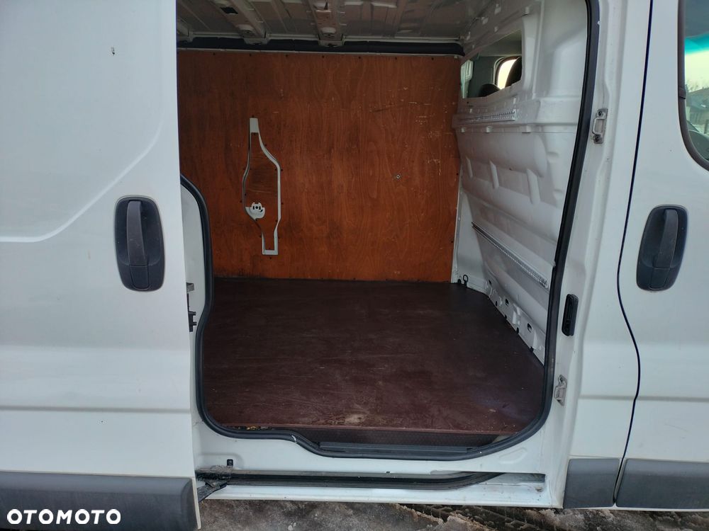 Renault trafic - 4