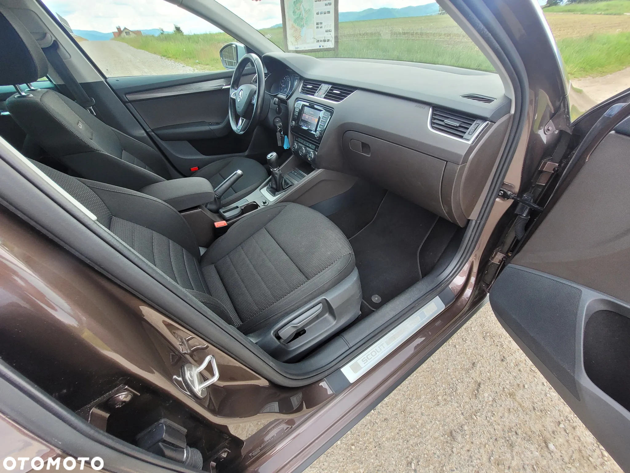 Skoda Octavia Scout 2.0 TDI 4x4 - 25
