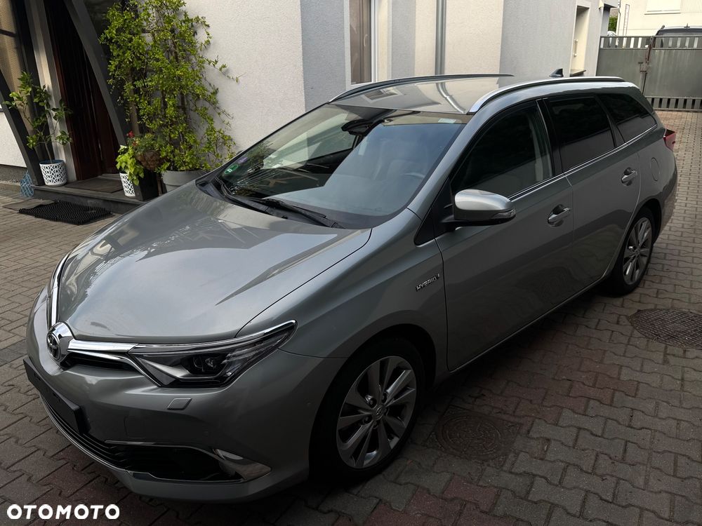 Toyota Auris 1.8 HSD Prestige NAVI - 5