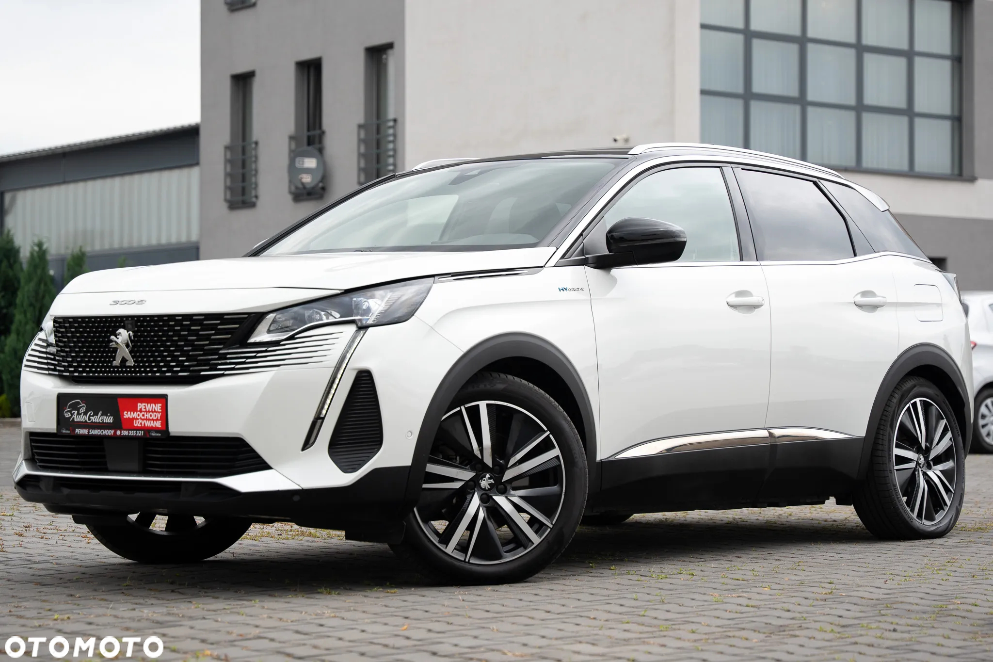 Peugeot 3008 Hybrid4 300 e-EAT8 GT - 2