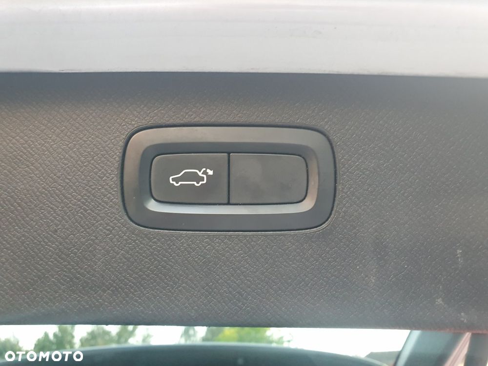 Volvo XC 90 D5 SCR AWD Inscription 7os - 19