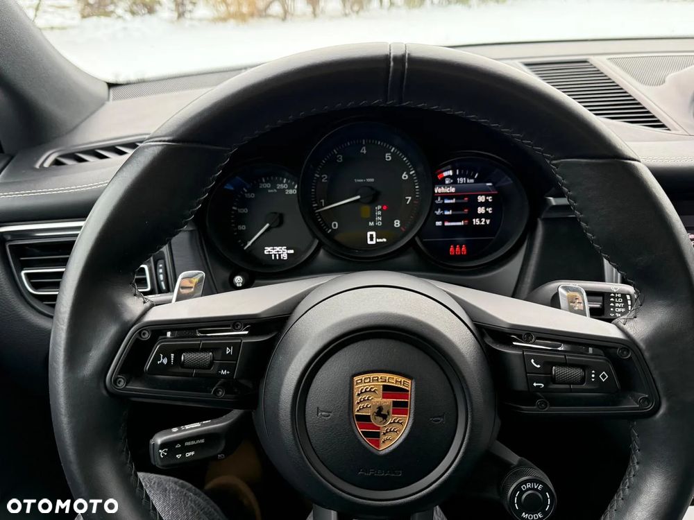 Porsche Macan Standard - 10