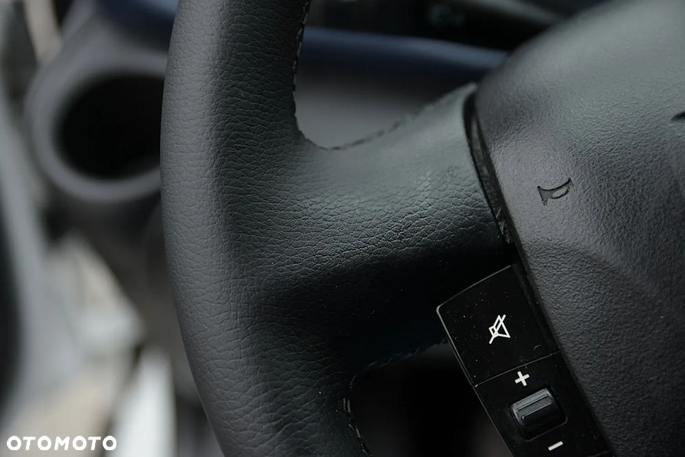 Iveco DAILY 35-150 * 3.0 Diesel 150KM * CHŁODNIA CARRIER XARIOS 500 * SUPER ZADBANE! - 30