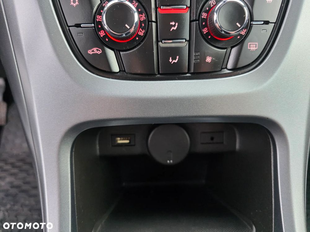 Opel Astra 1.4 Turbo Active - 20