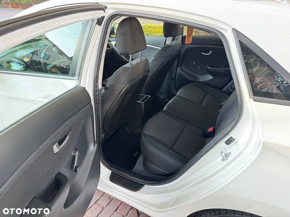 Hyundai i30 - 10