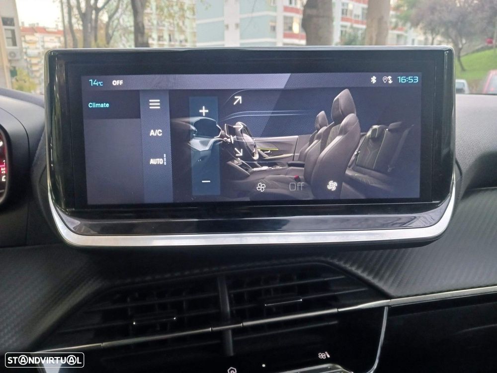 Peugeot 2008 1.2 PureTech Active Pack - 17