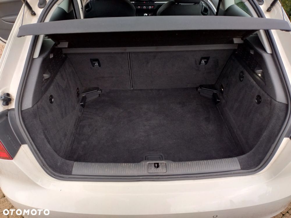 Audi A3 3-drzwiowe 1.4 TFSI Edycja Specjalna - 19