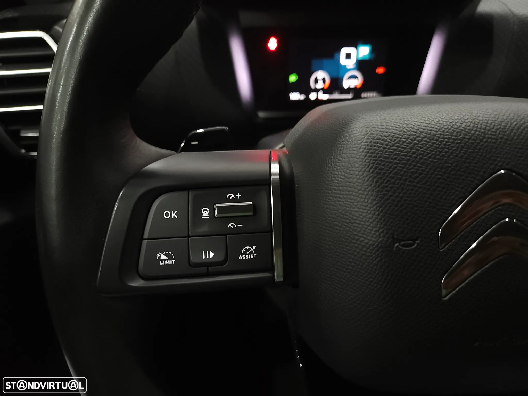 Citroën C4 BlueHDi 130 Stop&Start EAT8 SHINE - 16
