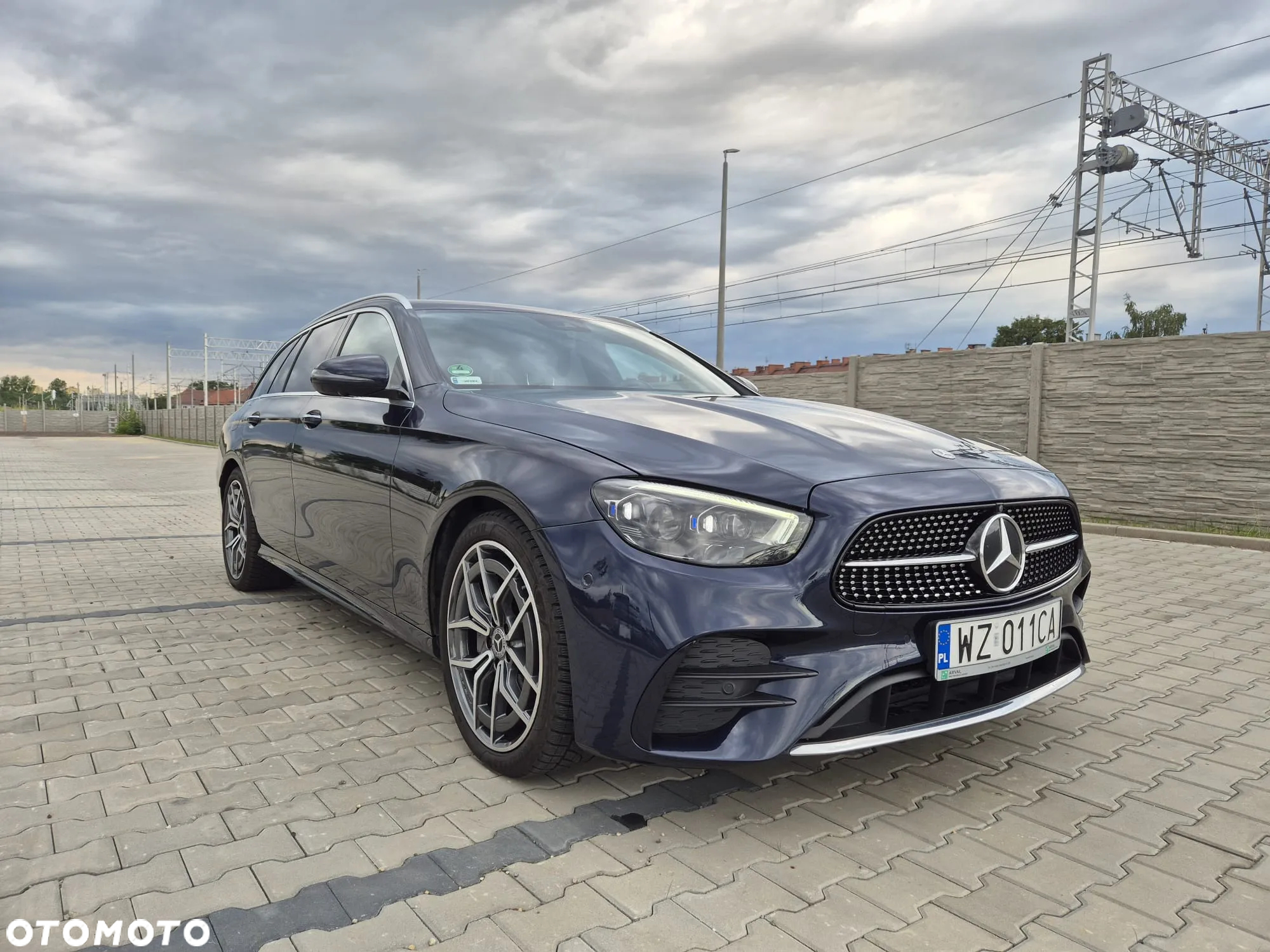 Mercedes-Benz Klasa E 220 d 4-Matic AMG - 37