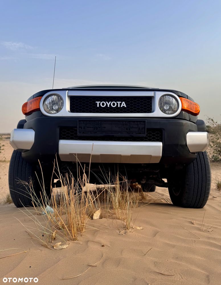 Toyota FJ - 4