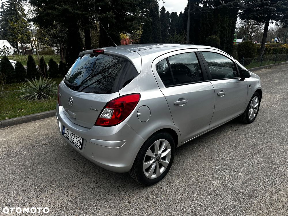Opel Corsa 1.2 16V (ecoFLEX) Innovation - 4