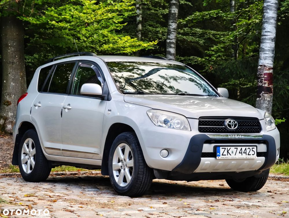 Toyota RAV4 2.2 D-4D Luna - 2