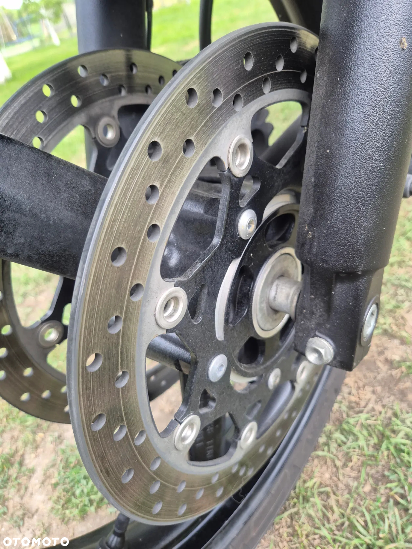 Suzuki V-STROM - 36