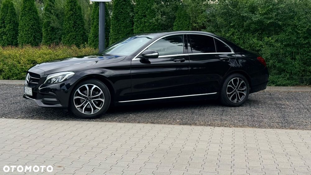 Mercedes-Benz Klasa C 180 7G-TRONIC - 29