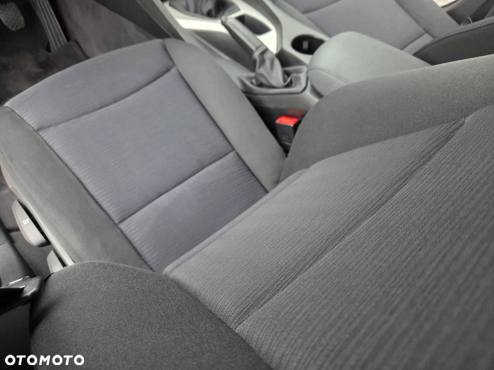 BMW X1 sDrive18i xLine - 14