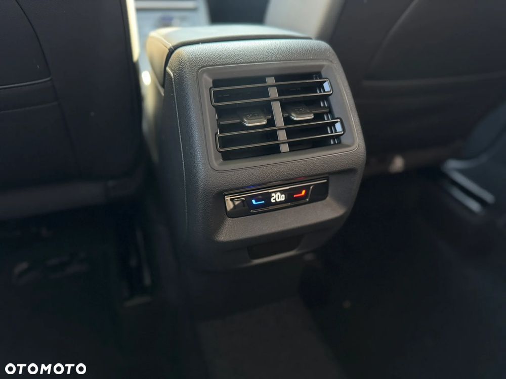 Volkswagen Tiguan 1.5 eTSI Life Plus DSG - 23