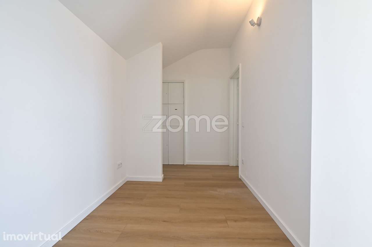 T1 remodelado, último andar com terraço na Av. da República | LISBO... - Grande imagem: 5/19