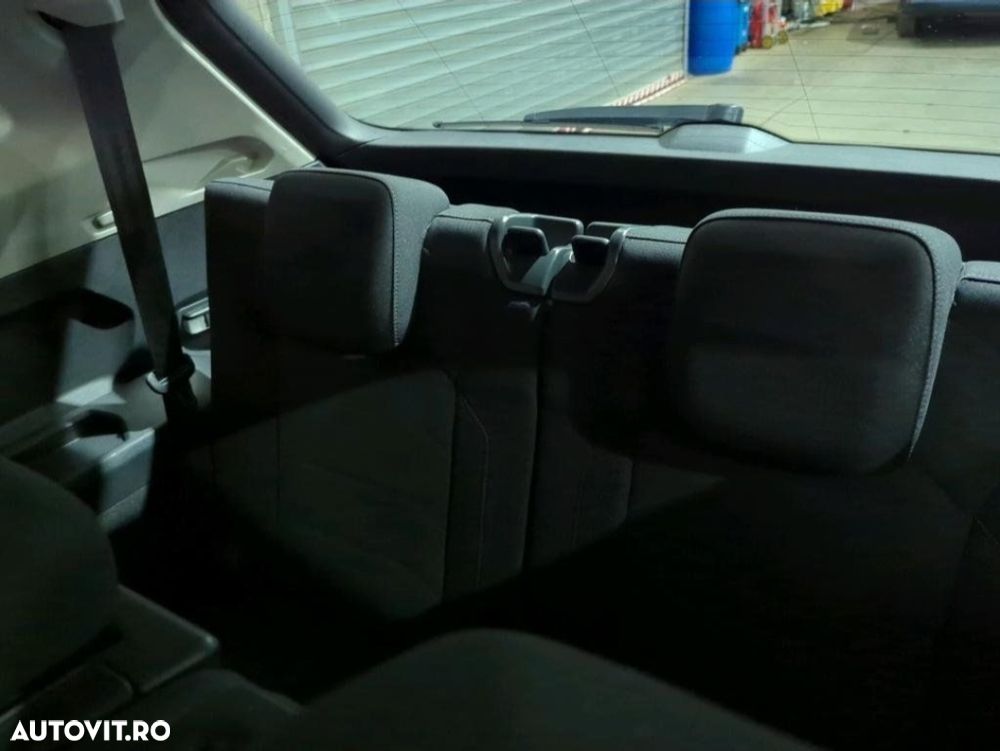 Volkswagen Tiguan 2.0 TDI SCR 4MOTION DSG Elegance - 9