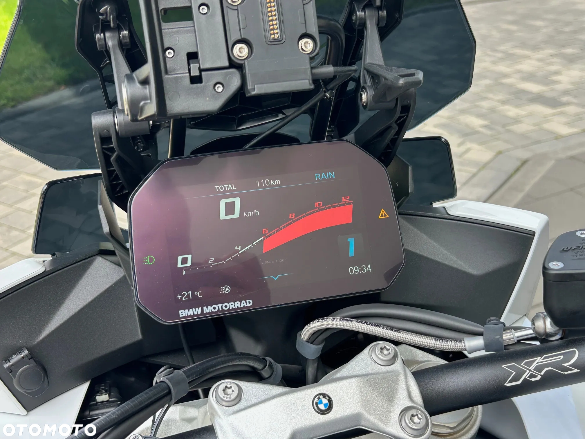 BMW XR - 10