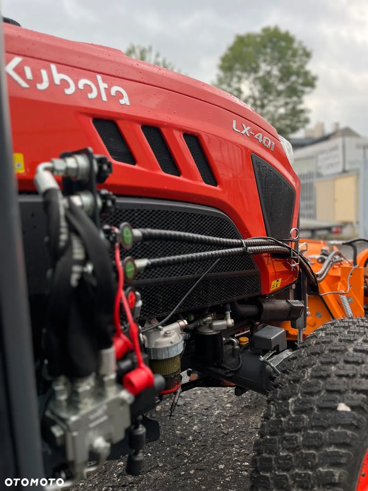 Kubota LX-401 CAB - 6