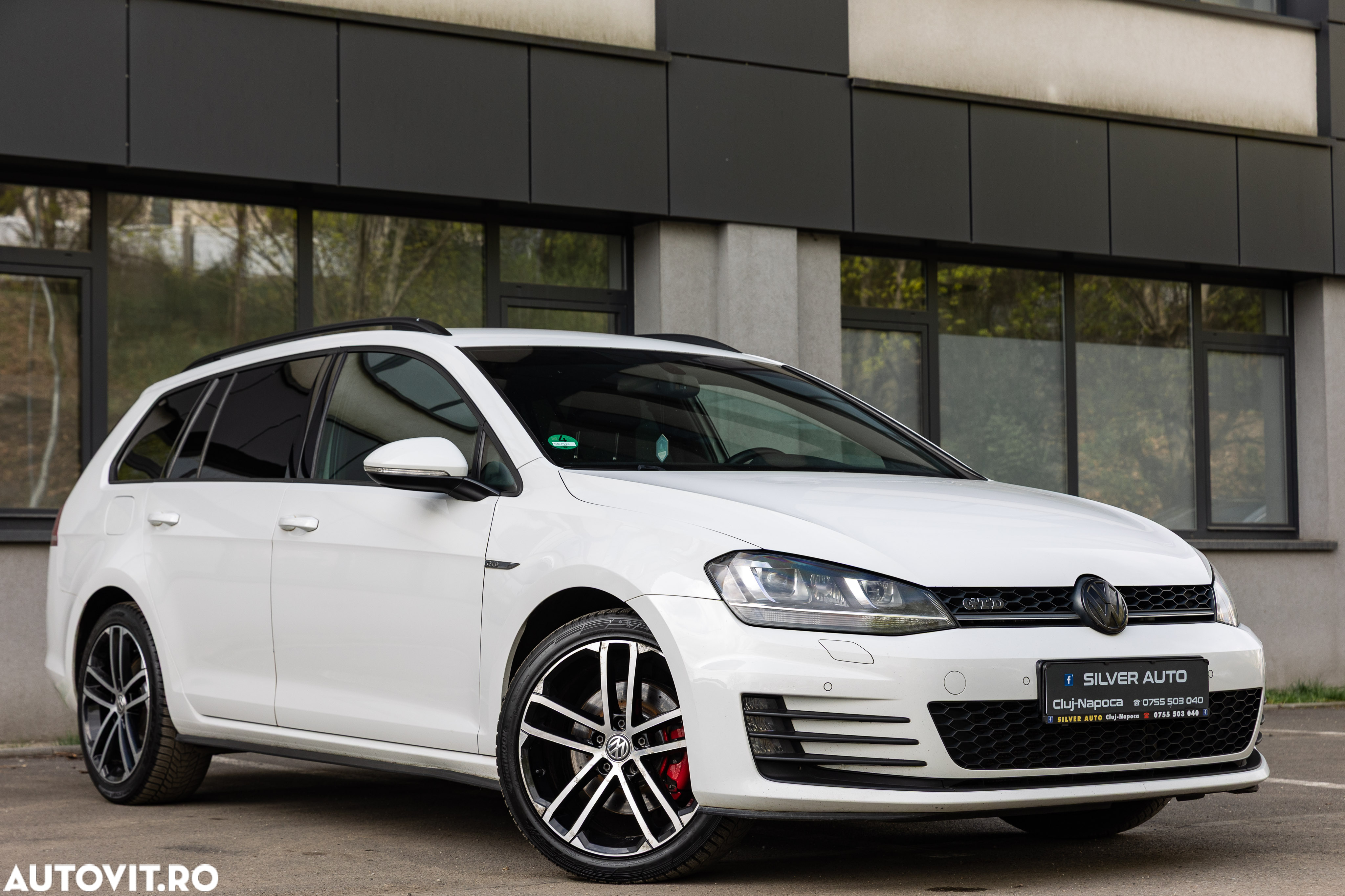 Volkswagen Golf GTD 2.0 TDI SCR DSG - 2