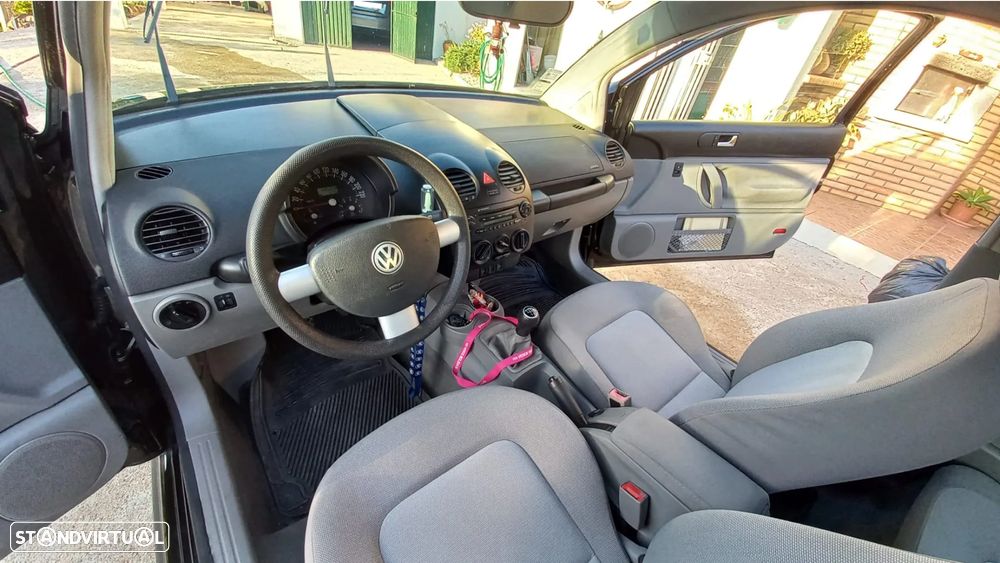 VW New Beetle 1.4 - 5