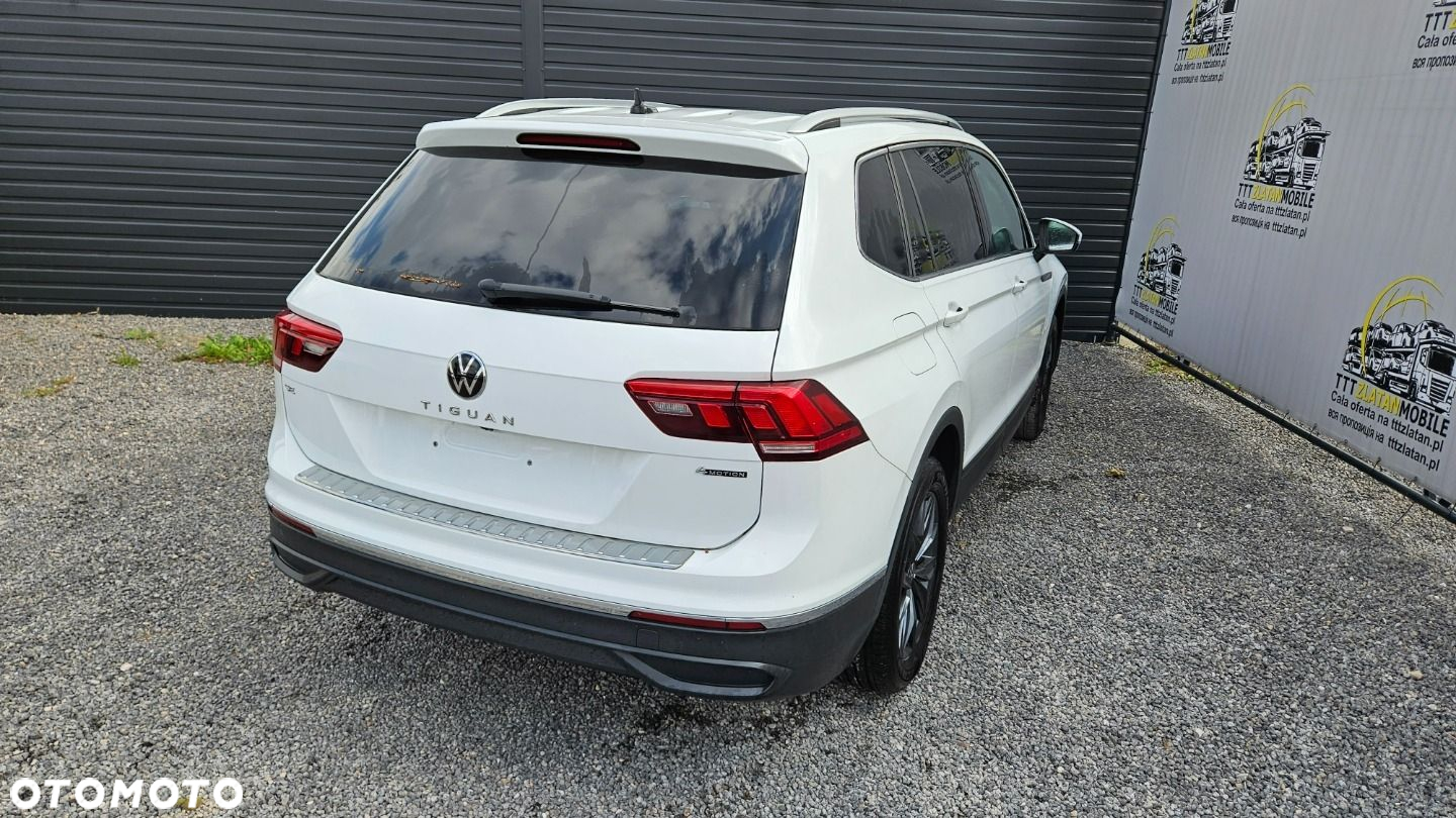 Volkswagen Tiguan - 24