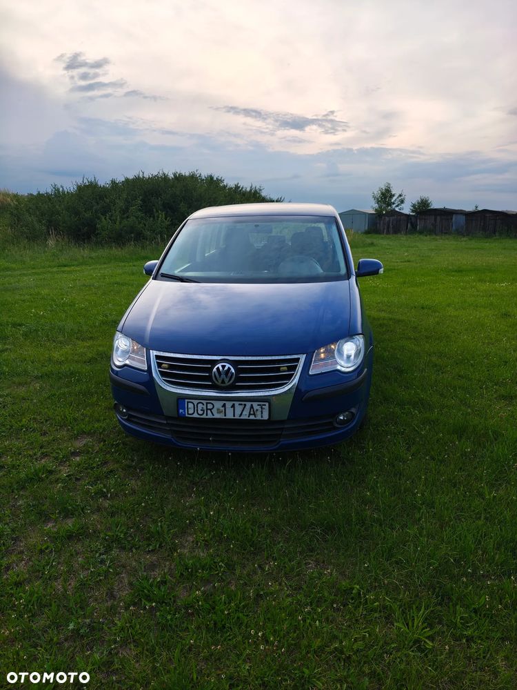 Volkswagen Touran 1.9 TDI Conceptline - 2