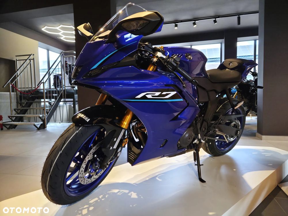 Yamaha R7 - 14