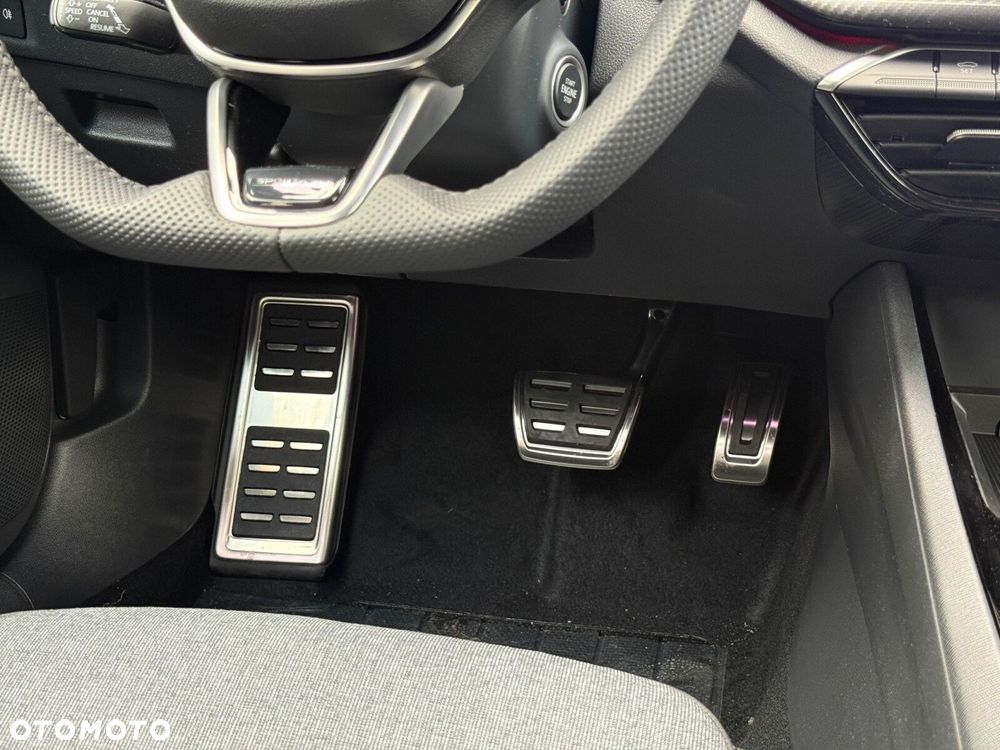 Skoda Octavia 1.5 TSI mHEV Sportline DSG - 25