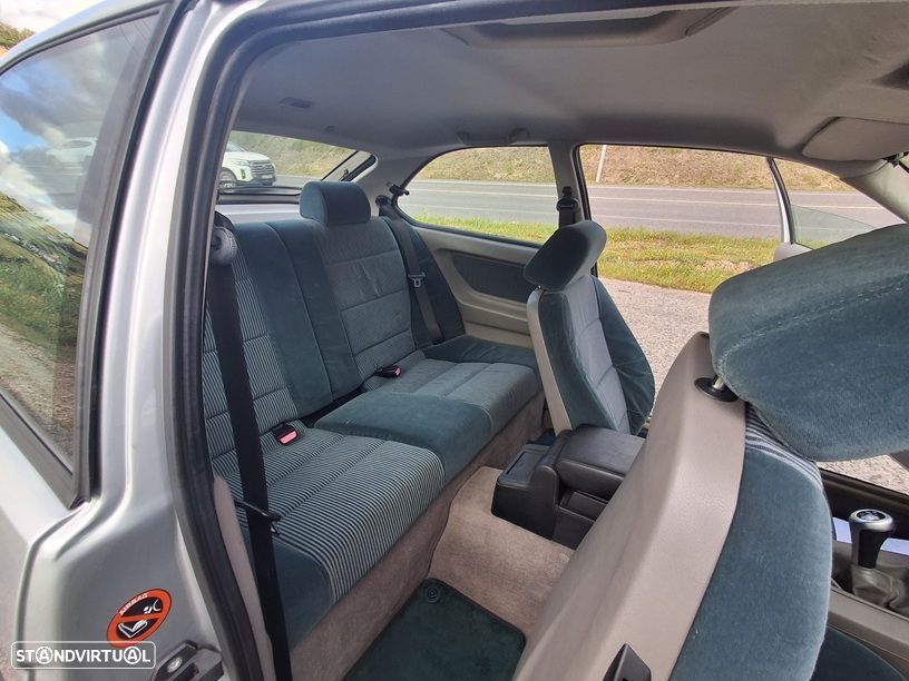 BMW 318 tds Compact - 15