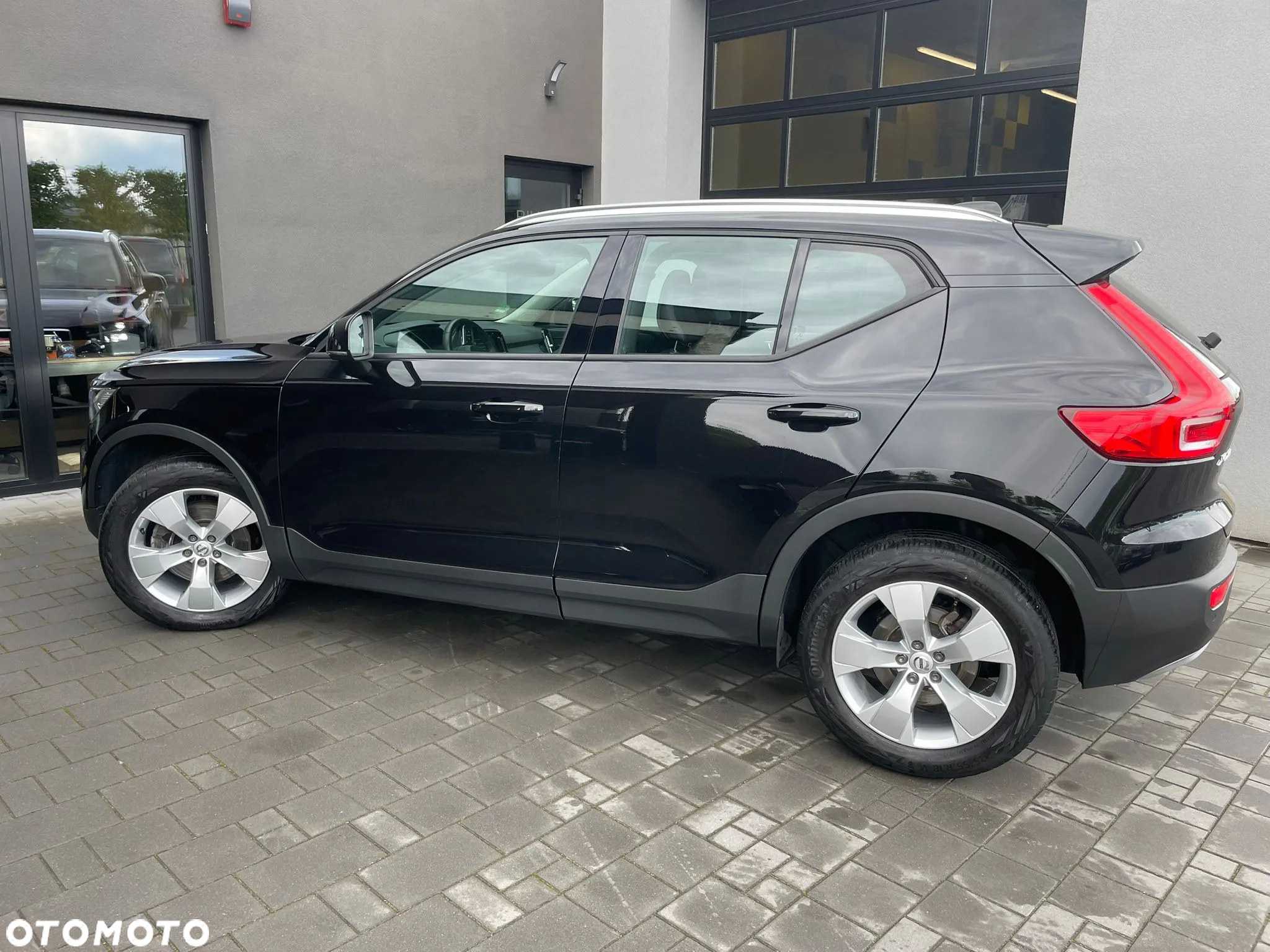 Volvo XC 40 T4 Momentum Pro - 3