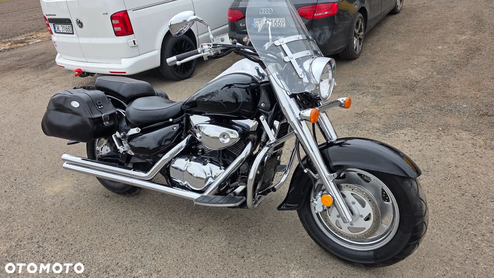 Suzuki Intruder - 28