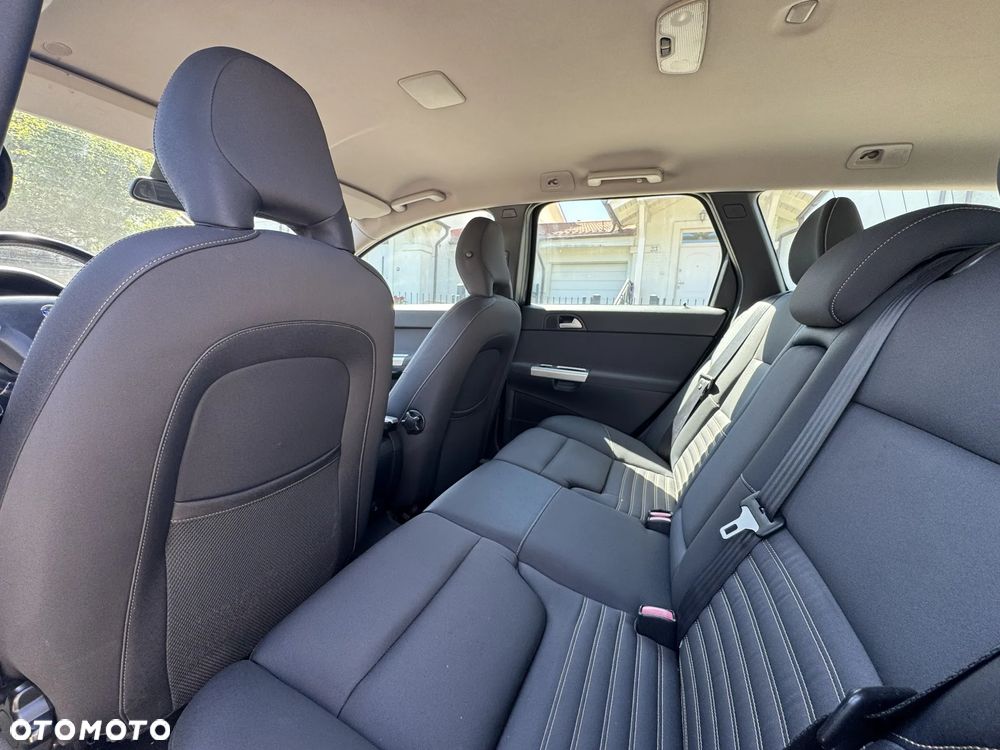Volvo V50 D2 Kinetic - 4