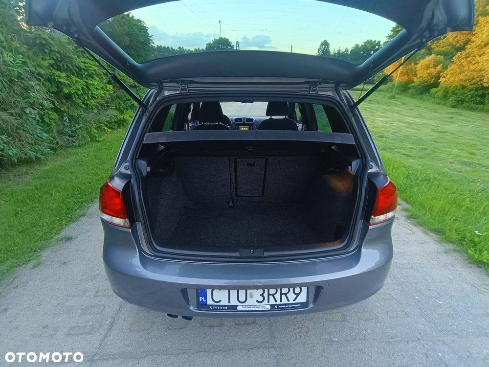 Volkswagen Golf - 29