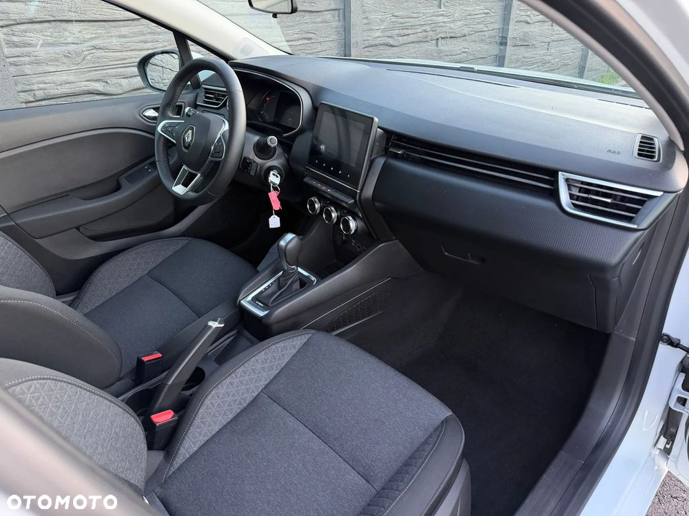 Renault Clio E-TECH 140 BUSINESS EDITION - 8