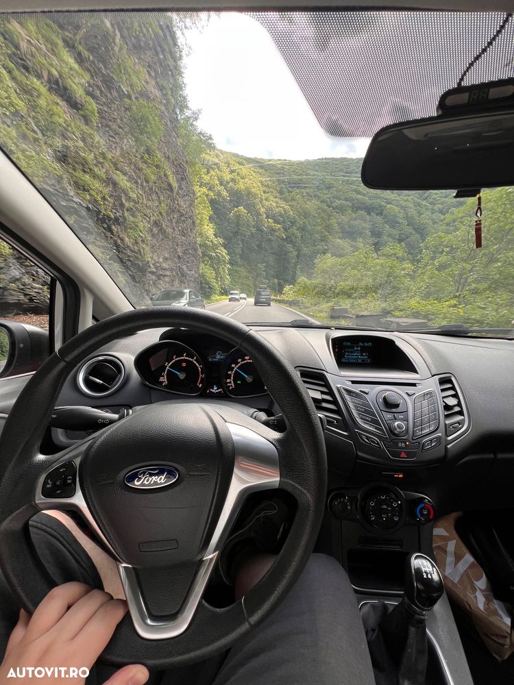 Ford Fiesta - 21