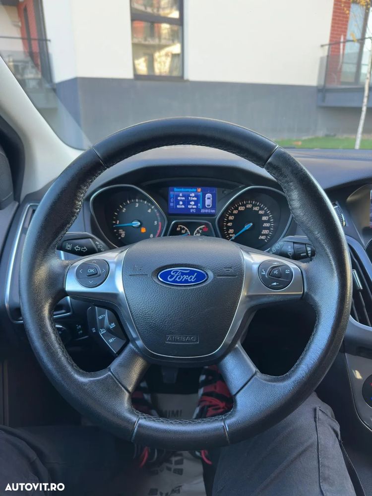 Ford Focus 1.6 TDCi DPF Start-Stopp-System Titanium - 14