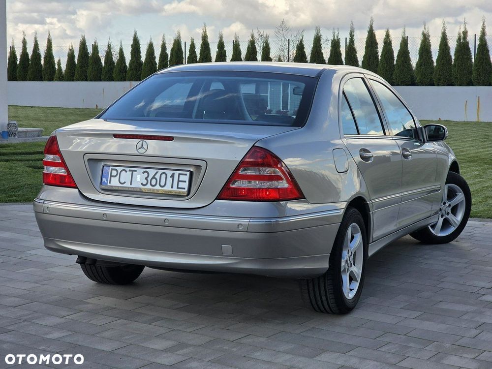 Mercedes-Benz Klasa C - 23