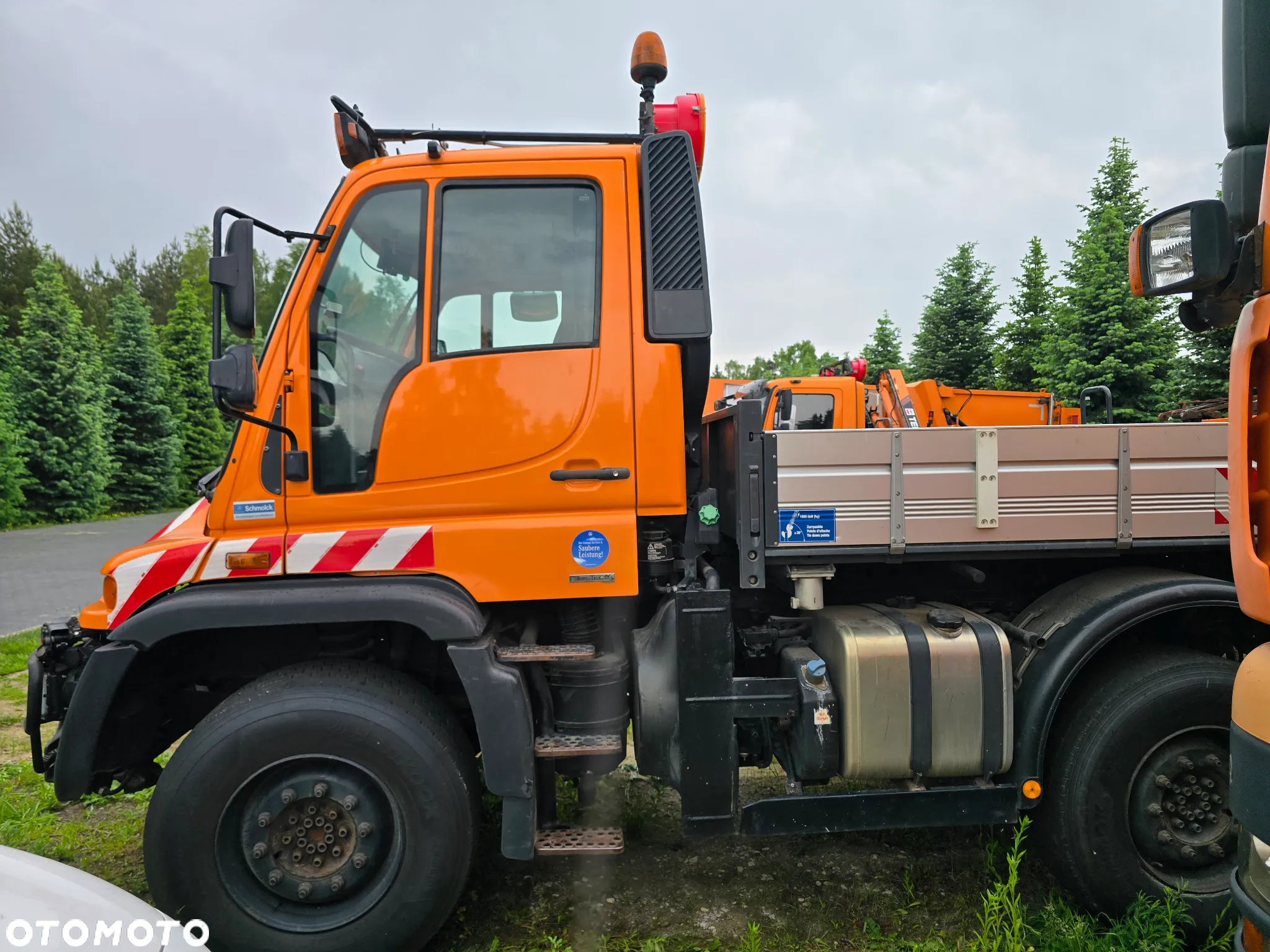 Mercedes-Benz UNIMOG U400 - 30
