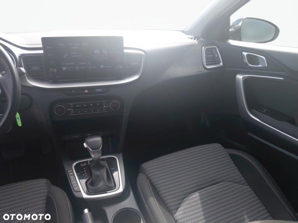 Kia XCeed - 22