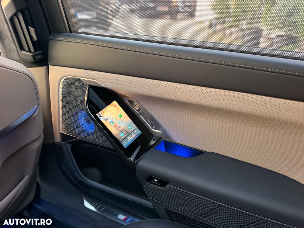 BMW Seria 7 740d xDrive MHEV - 30