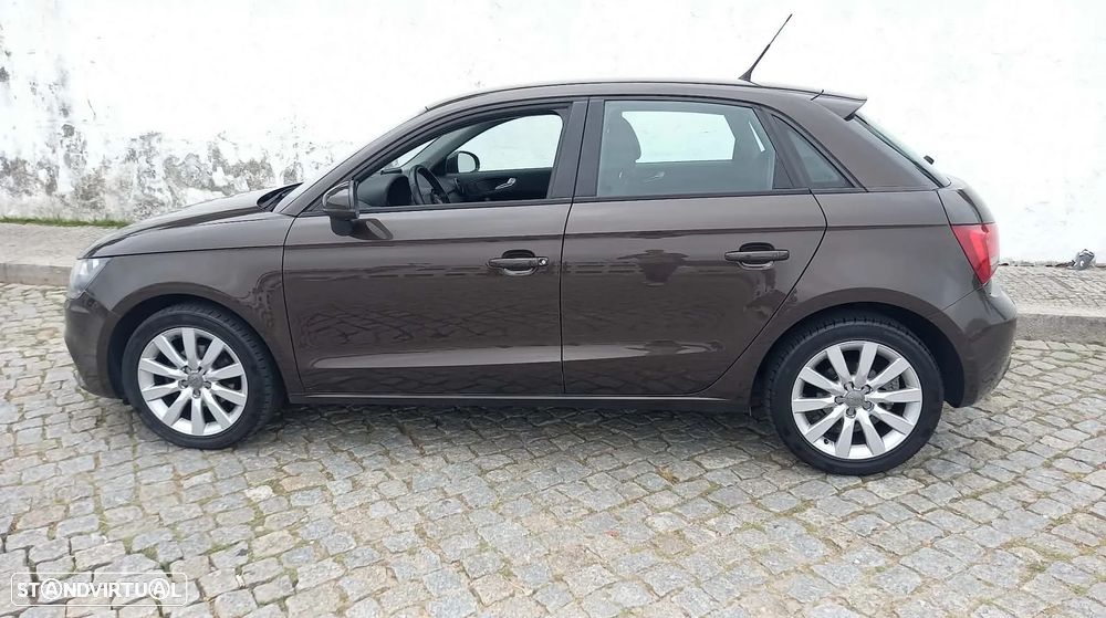 Audi A1 Sportback 1.6 TDI Advance - 3