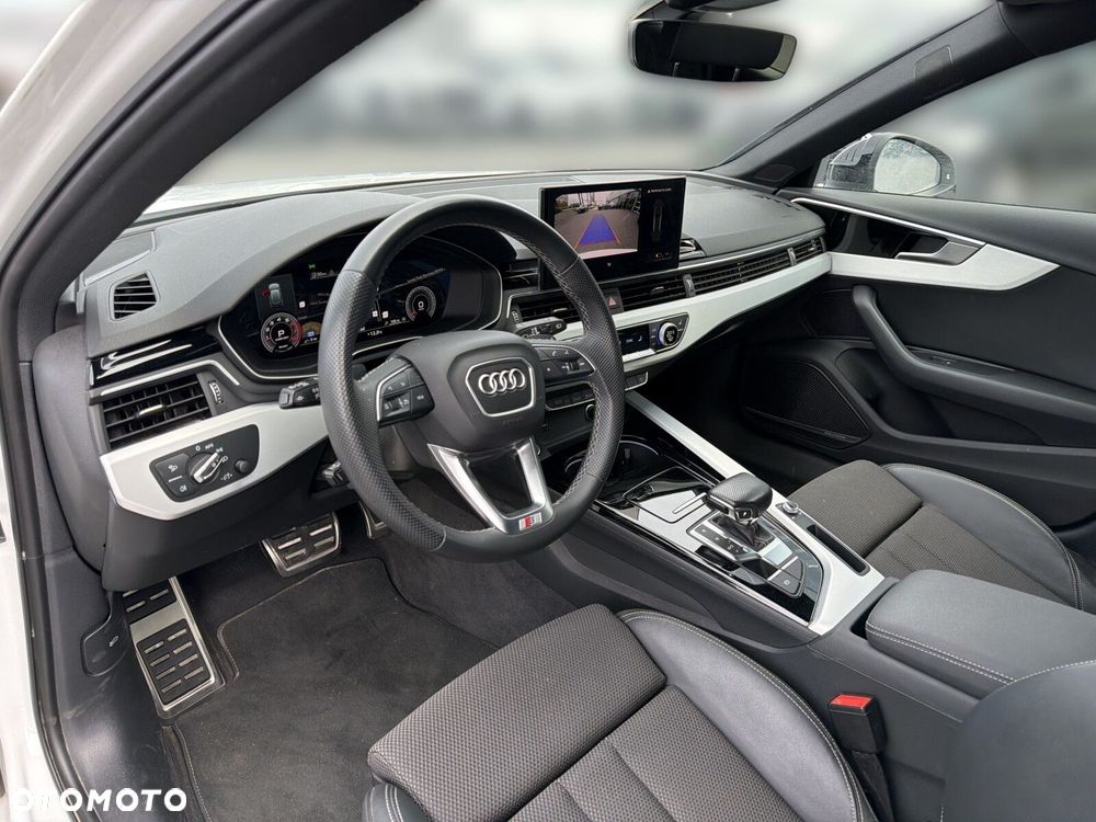 Audi A4 Avant - 11