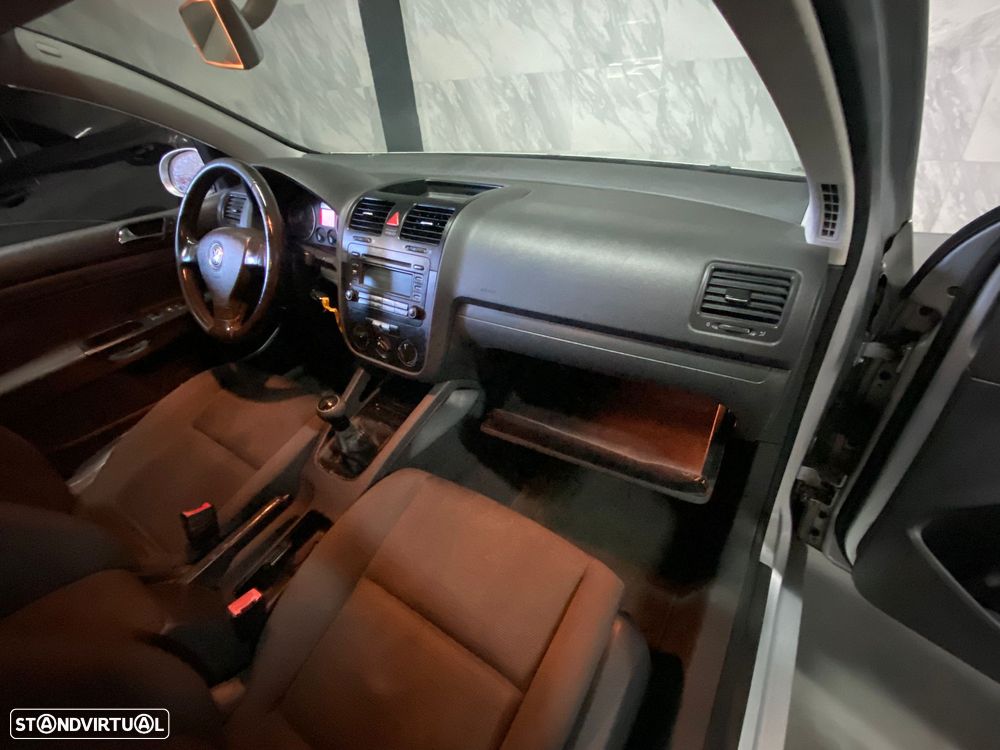 VW Golf 1.4 FSi Trendline - 11