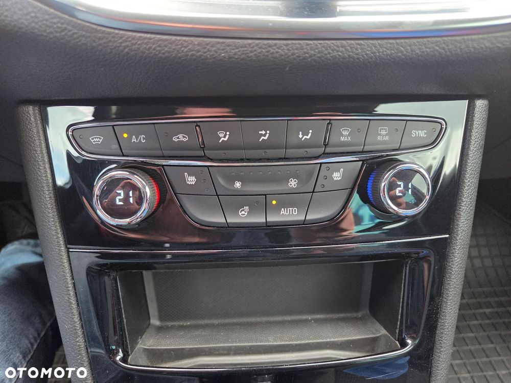 Opel Astra 1.5 D Start/Stop Automatik Business Edition - 12